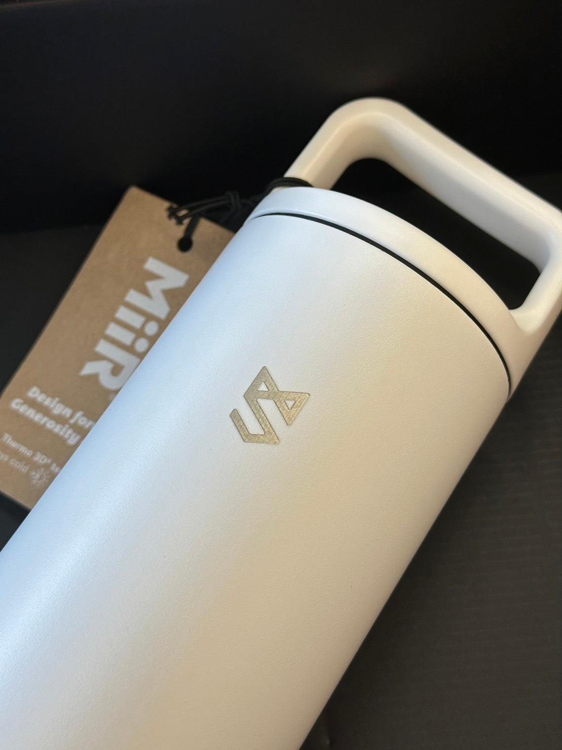 Munichstars x MiiR聯名款 雙層真空 保溫/保冰 提把寬口保溫瓶 16oz / 473ml 時尚白